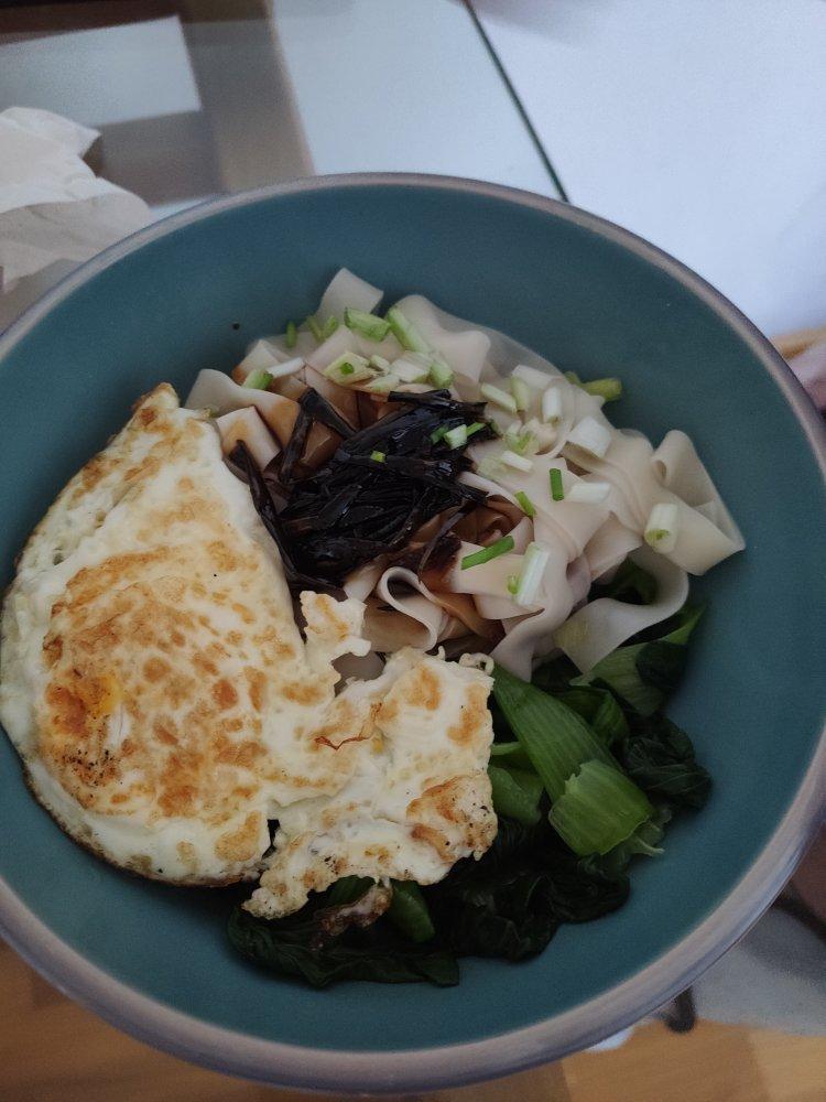 极香的葱油面