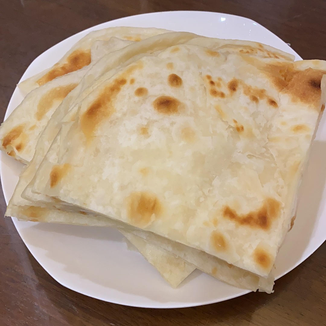 家常烙饼，直接吃、炒饼吃都好吃。