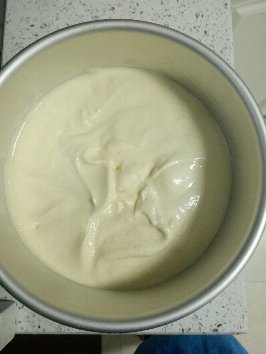 超简单完美戚风蛋糕（6寸2蛋）附打发、翻拌、脱模视频