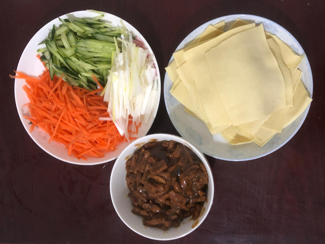 好吃到舔手的酱肉丝