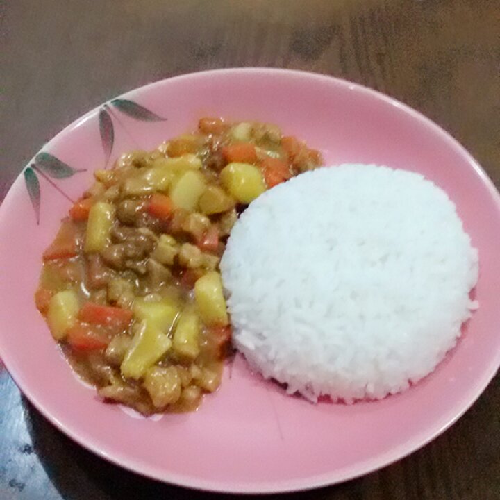 咖喱鸡肉饭