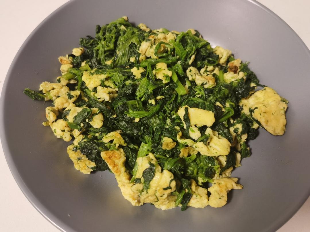 菠菜炒鸡蛋