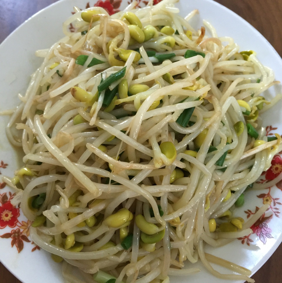 90后宝妈学做菜做的清炒豆芽