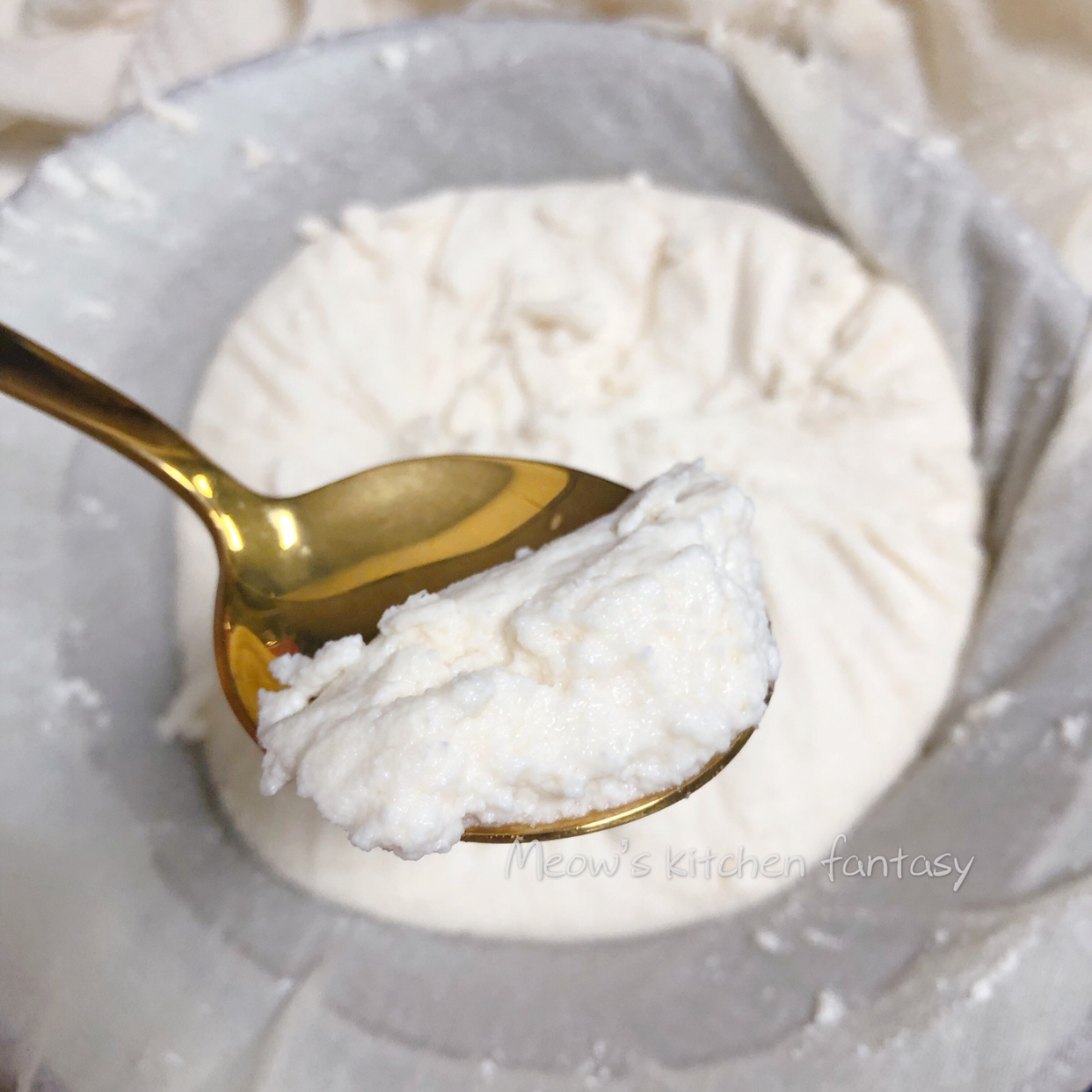 酸奶自制茅屋奶酪，乳清不酸不浪费！健身推荐，超简单的做法 步骤5