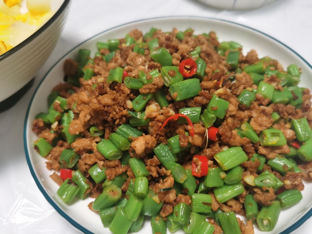 肉沫豆角下饭菜