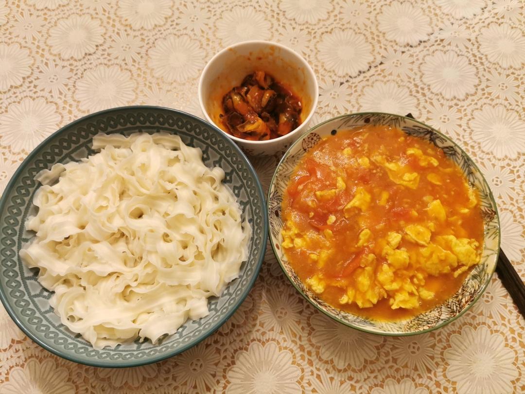西红柿鸡蛋鸡蛋打卤面