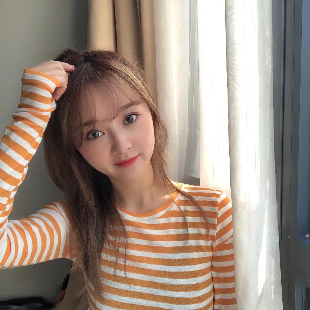 爱吃芒果的大脸妹