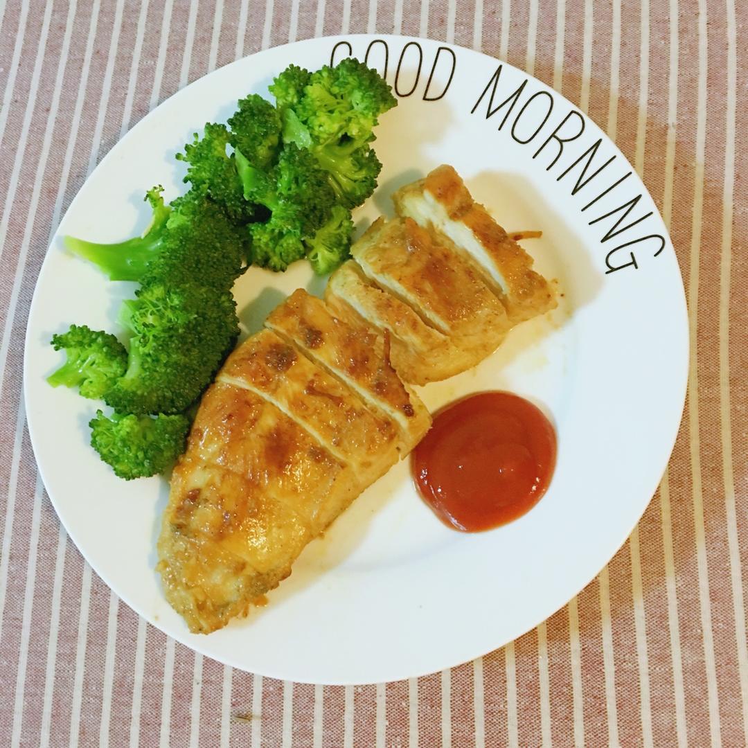 张xiao楽做的酷炫屌炸天好吃的煎鸡胸肉香蒜蜂蜜煎鸡胸肉