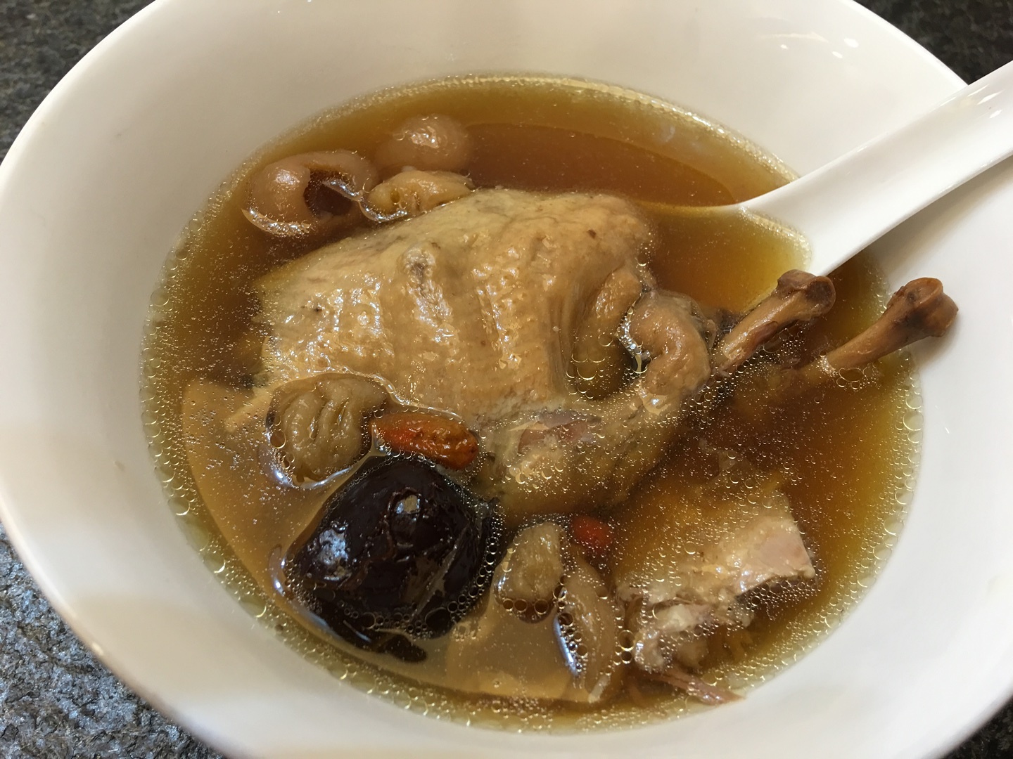 金猫咪食堂-滋补乳鸽汤的做法