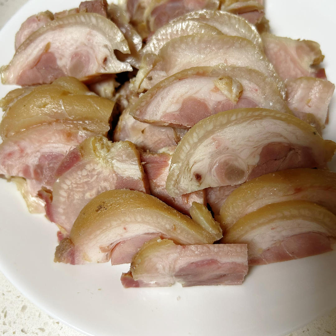 焖蹄（盐水蹄膀）（腌、煮两步搞定）