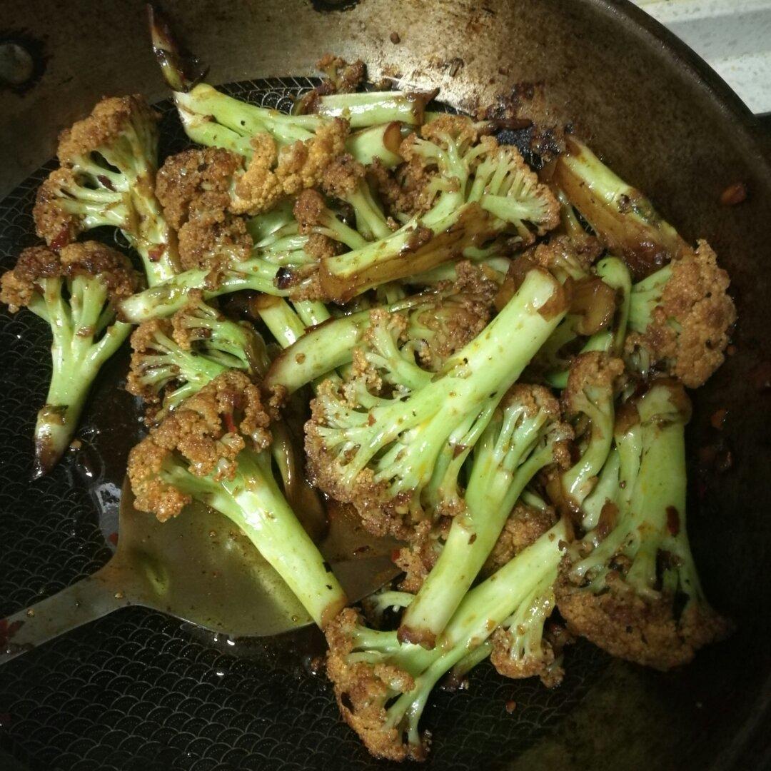 很“浪费”米饭的家常菜之一-------干锅菜花