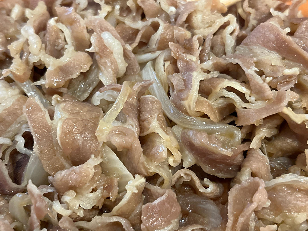 这大概是最接近日料店的照烧肥牛饭了