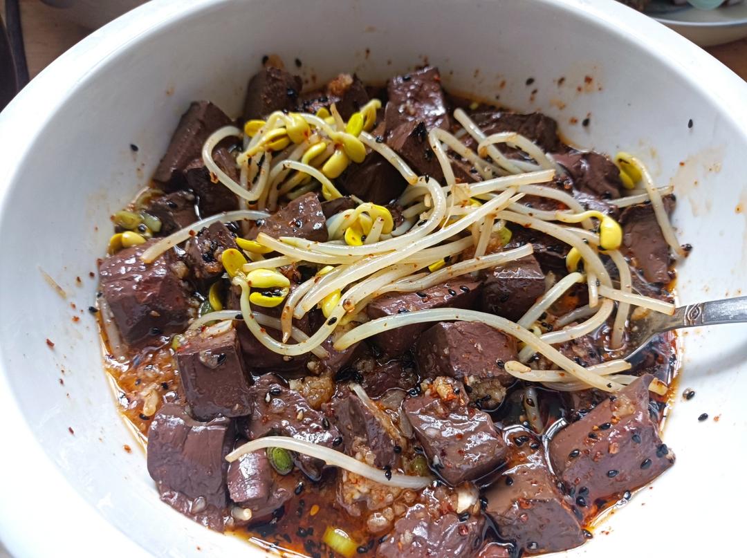 陕西美食之辣子蒜羊血