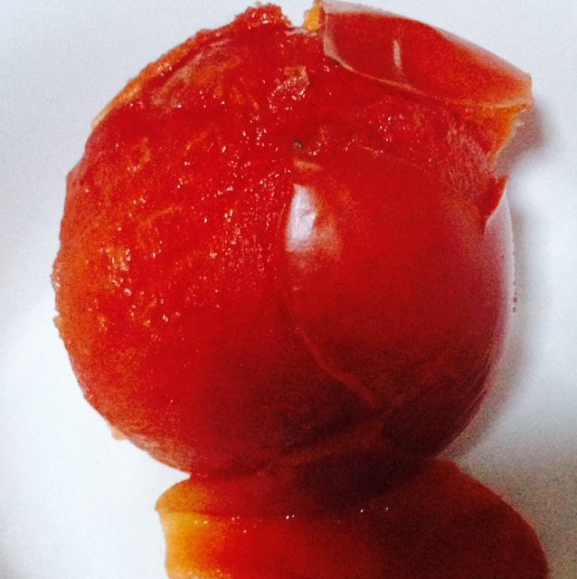 鹅油香肠番茄焖饭的做法 步骤2