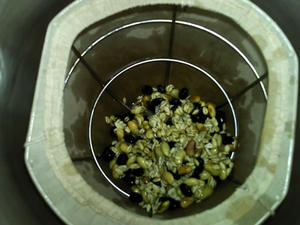 燕麦黑黄豆浆的做法 步骤5