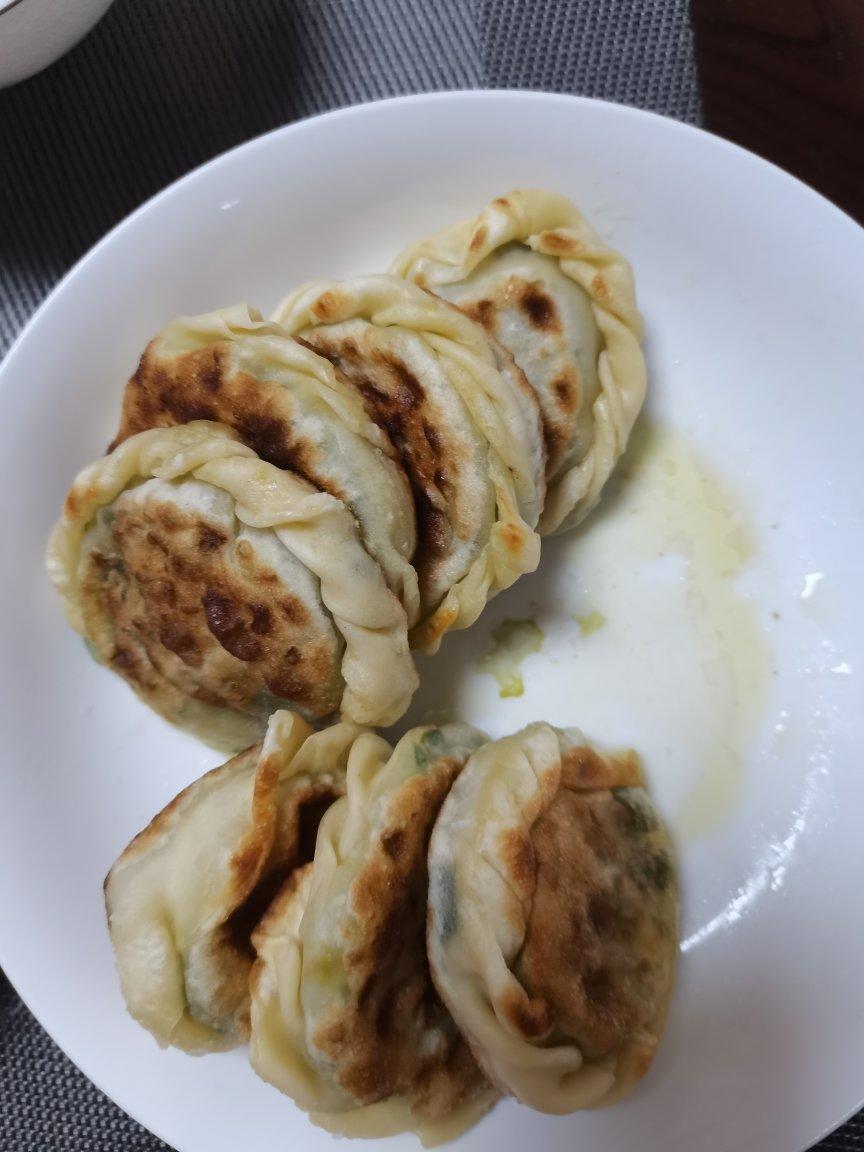 饺子皮版韭菜盒子