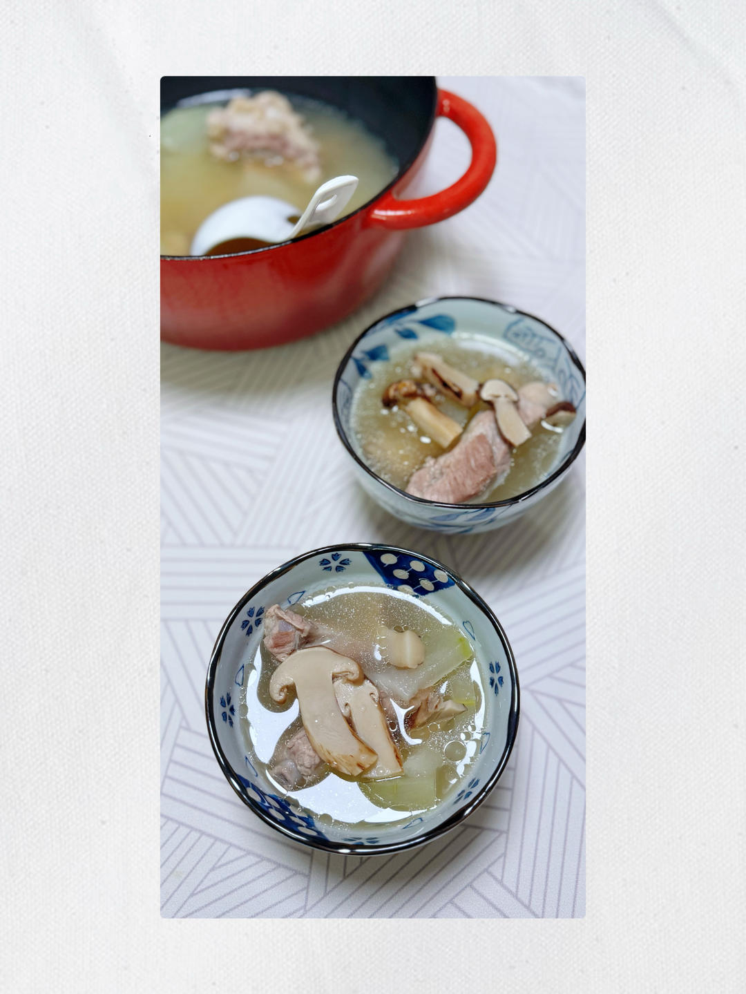 松茸排骨汤