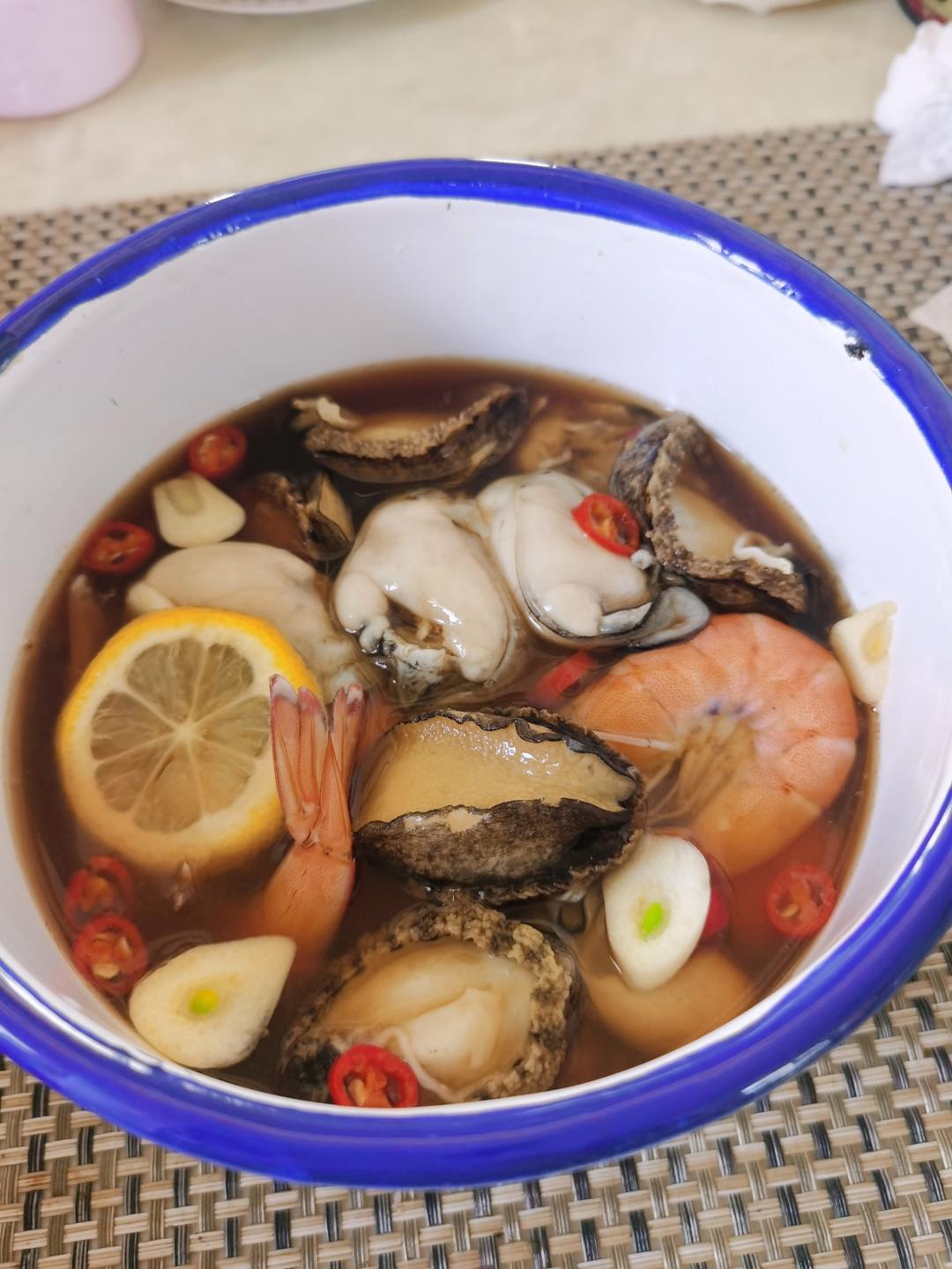 一吃就上瘾的麻辣小海鲜（捞汁小海鲜）