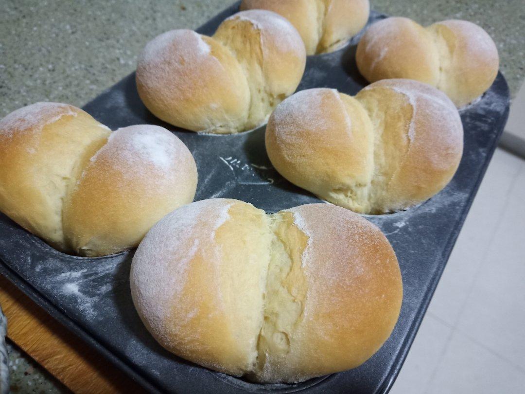 雅歌--做的糯米粉小餐包