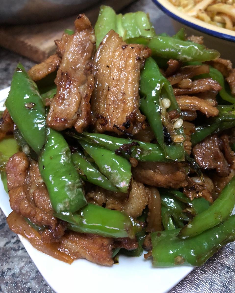 农家小炒肉【记忆中勾魂的油汤】