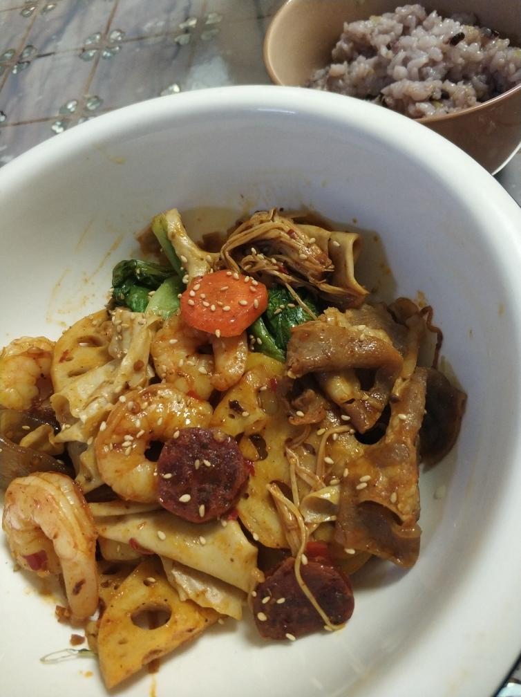 家庭聚会被赞爆的～麻辣香锅 今天这道菜太给撑场面了