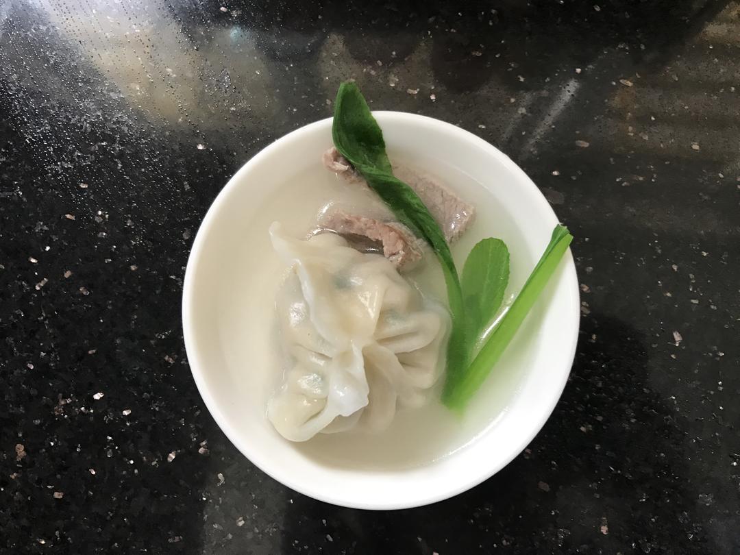 瘦肉韭菜饺子