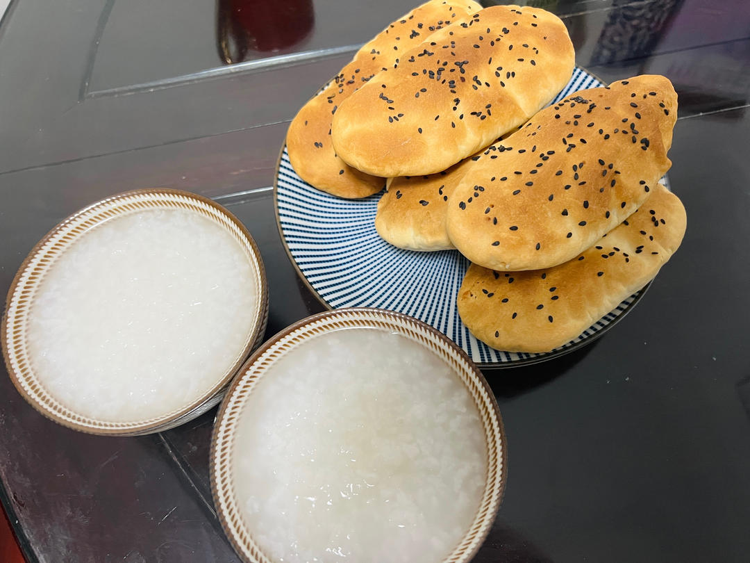 不用发面，简单易做，酥脆可口的空心糖烧饼