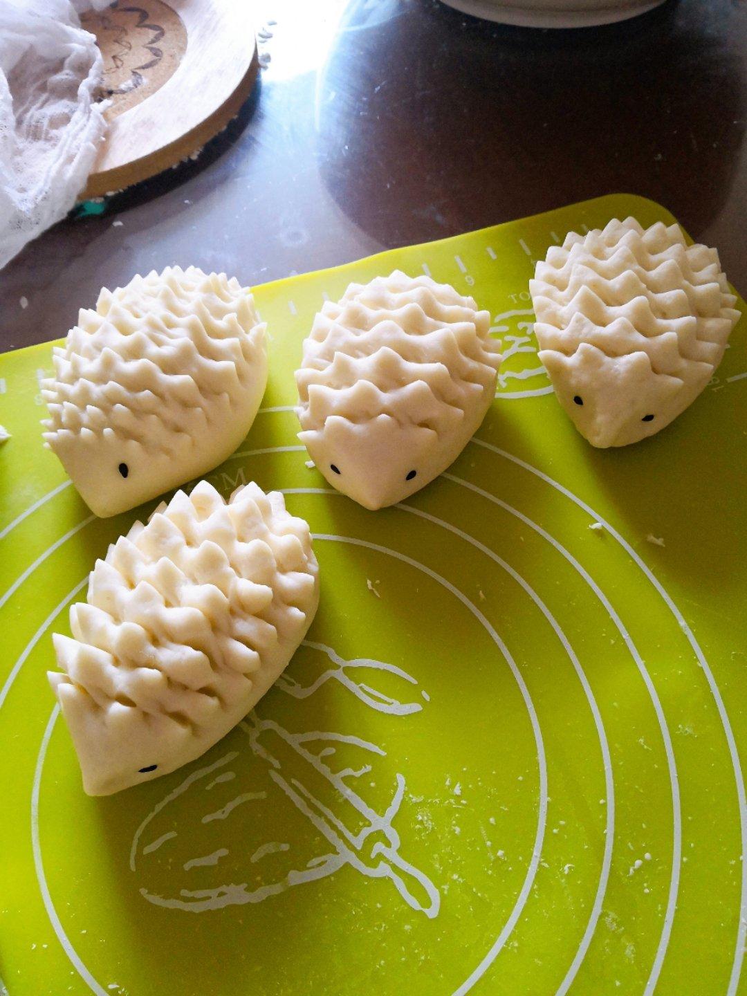 小刺猬坚果紫薯包