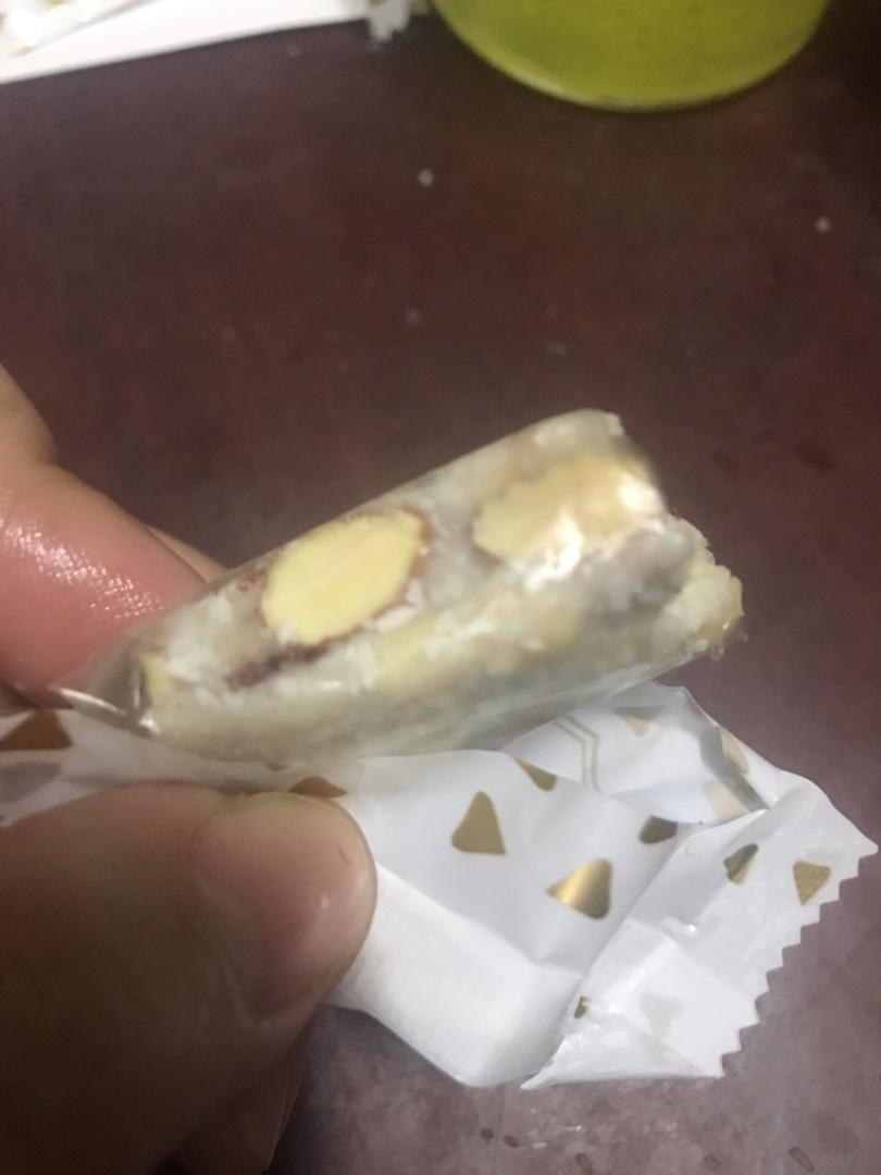 浓郁椰香牛轧糖