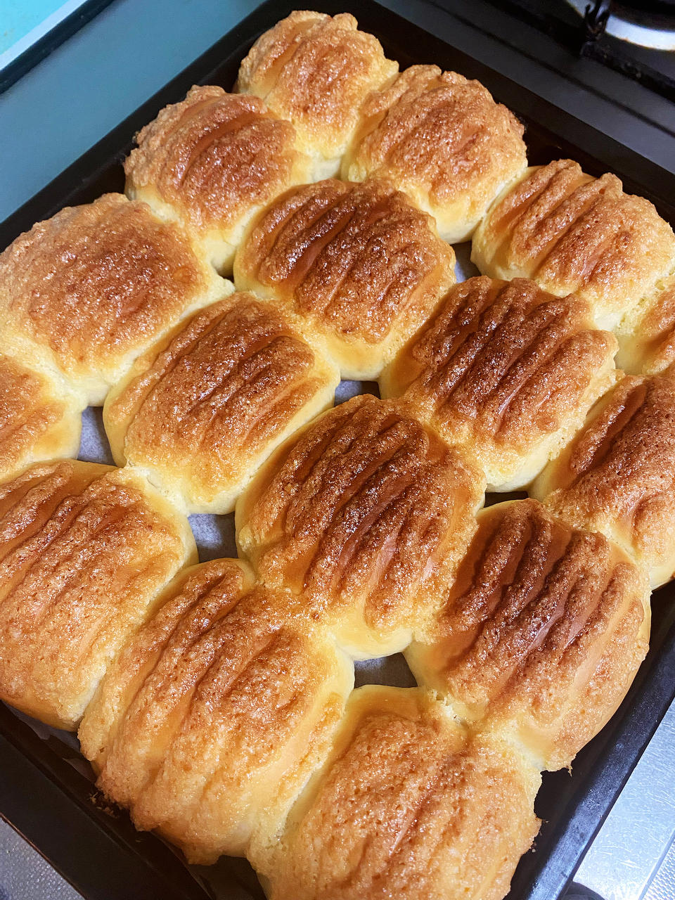 一次发酵同样松软的椰蓉小面包