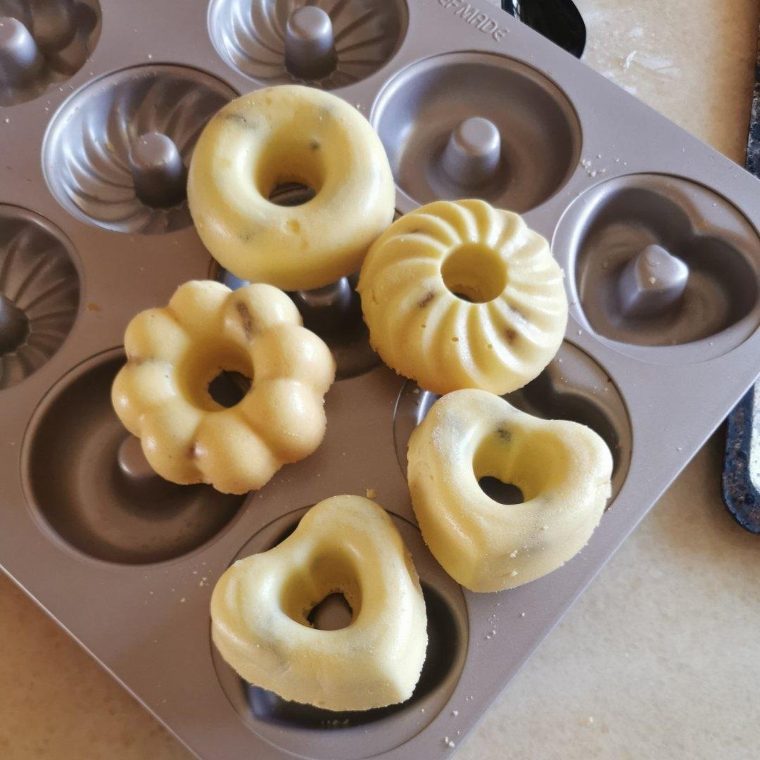 不一样的甜甜圈🍩，甜甜圈蒸糕