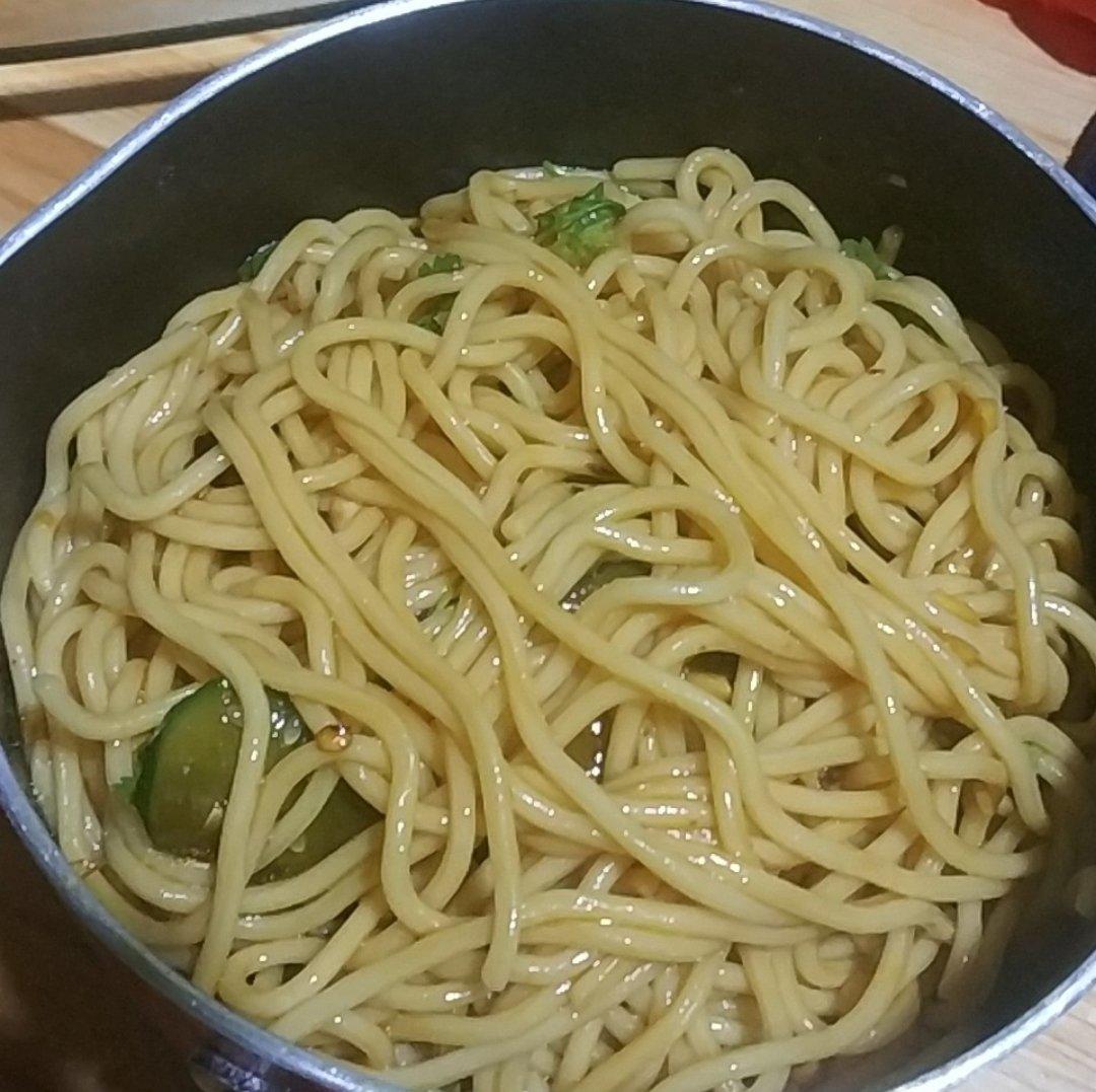 超级简单零难度夏日开胃的凉面拌面做法