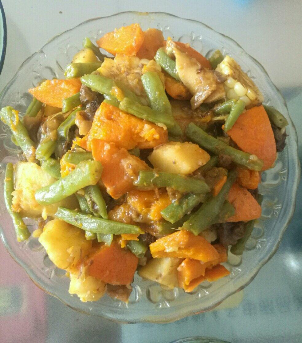 酸豆角炒肉末                (不用腌制的)