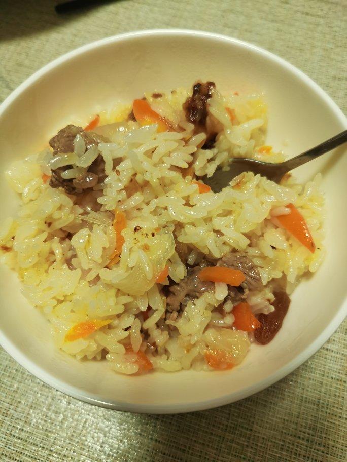 新疆羊肉抓饭
