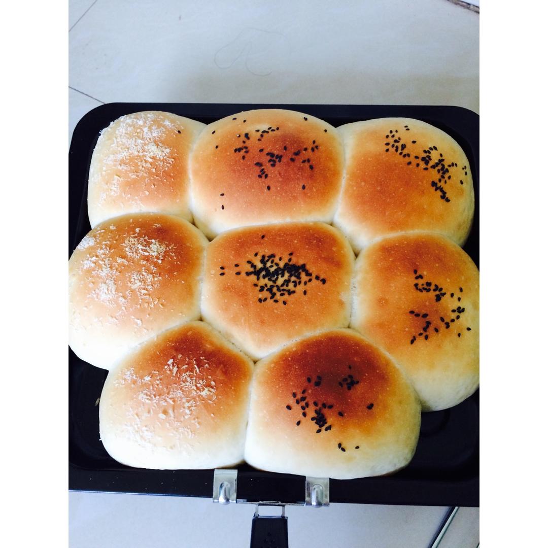 一次发酵椰蓉餐包