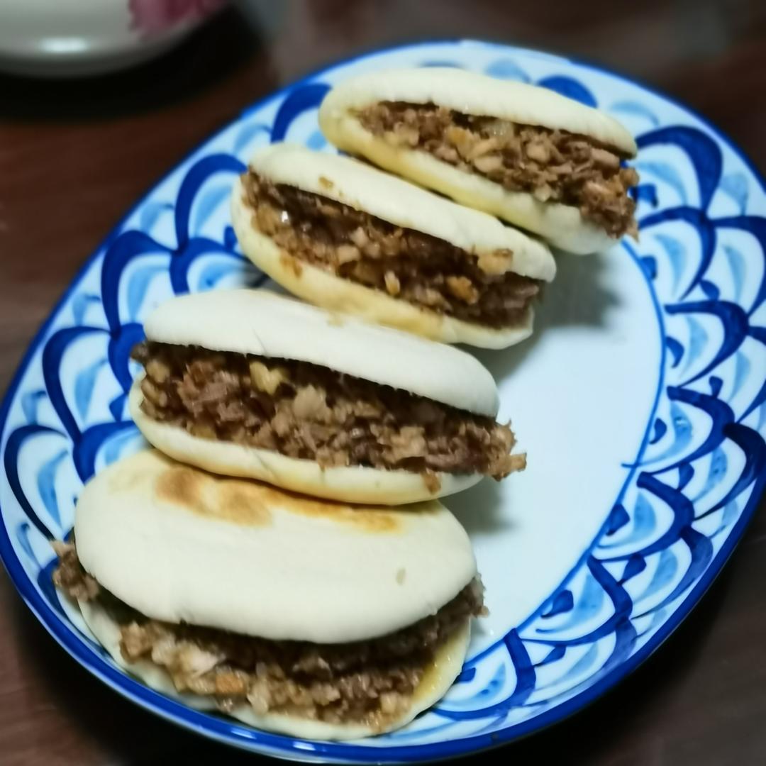 肉夹馍(白吉馍的制作)