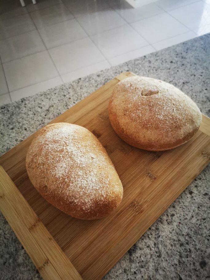 喜欢炸厨房的手残党鸭鸭做的ciabattabread夏巴塔拖鞋面包