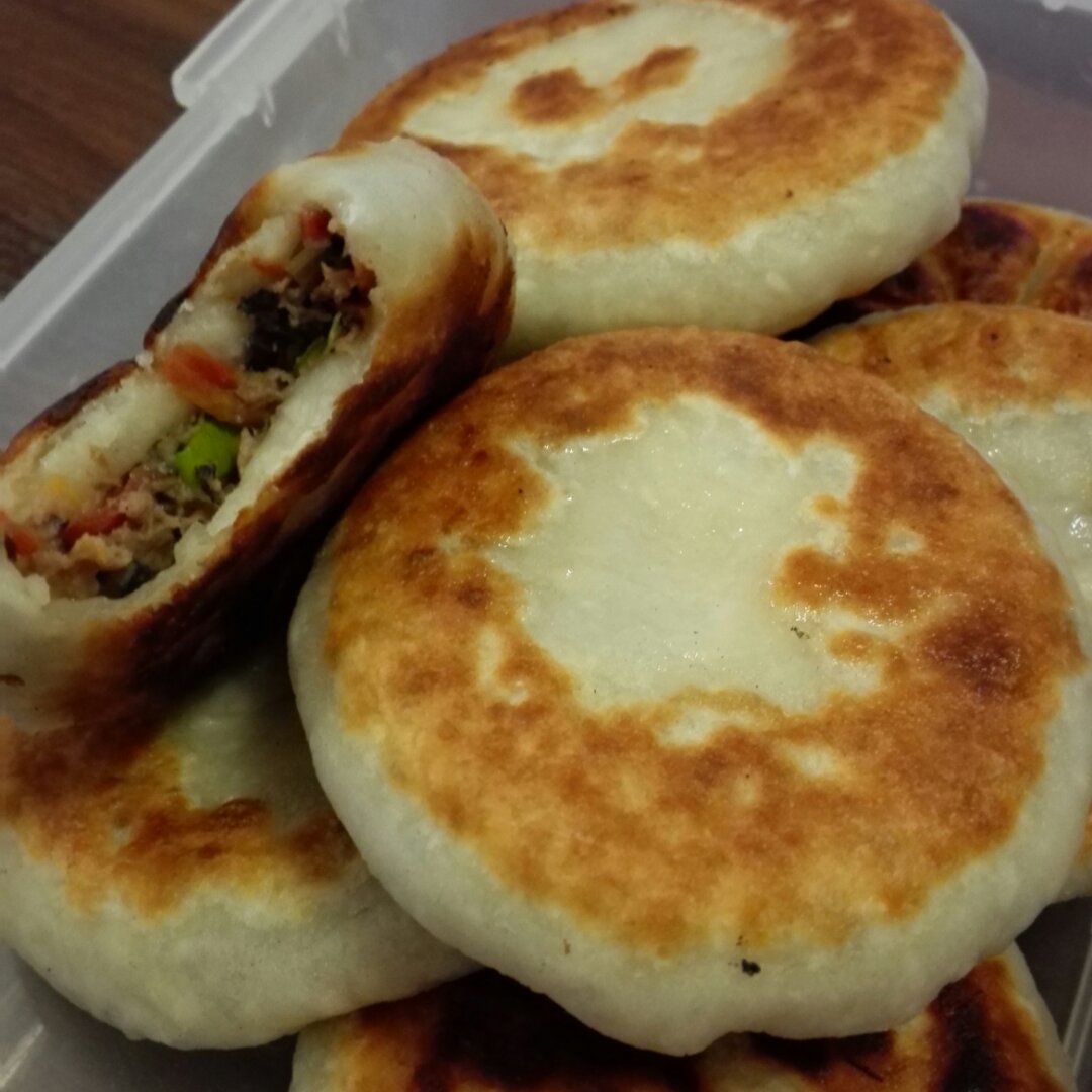 茉莉家201做的牛肉大葱馅饼