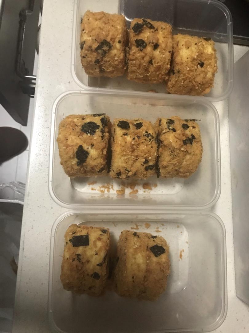 美味海苔肉松小贝