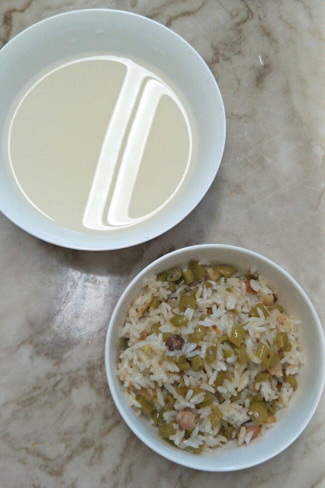 豌豆腊肉糯米饭