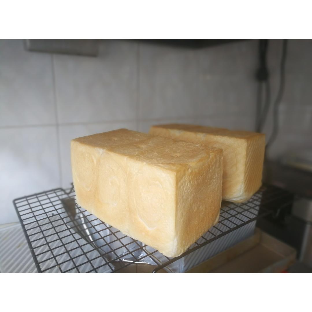 早餐白吐司          （庞多米 Pain de mie）