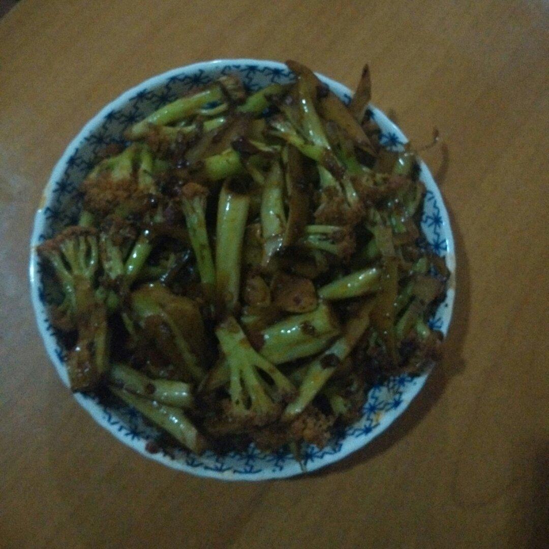 很“浪费”米饭的家常菜之一-------干锅菜花