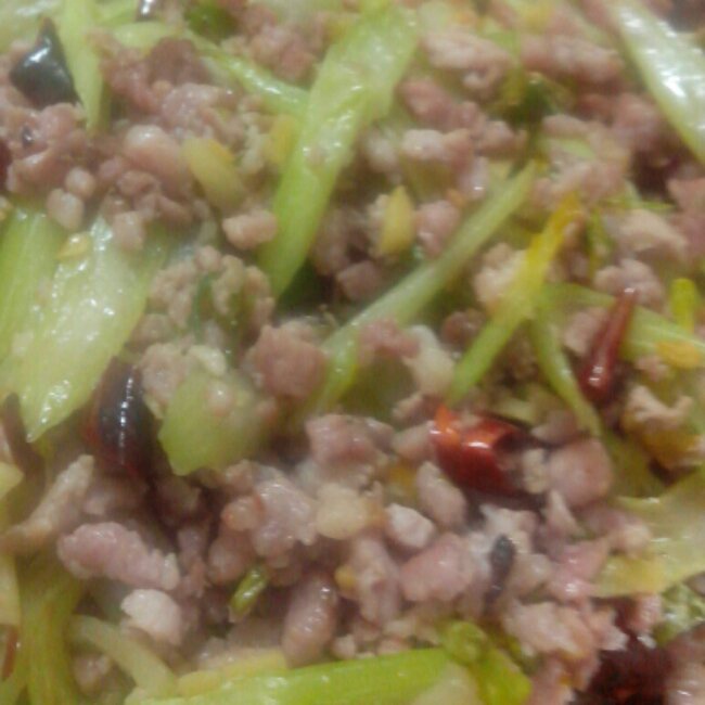 西芹炒肉丝