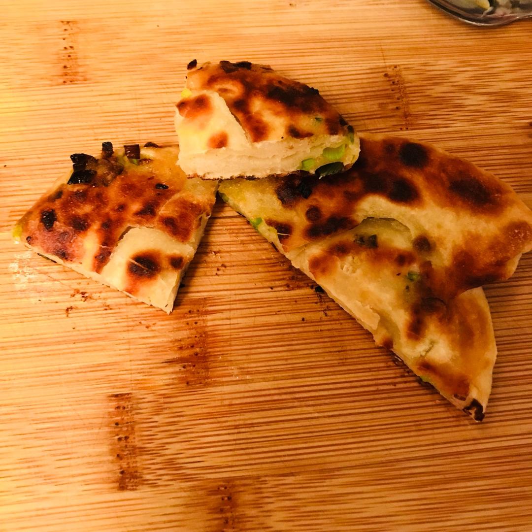 堂妈教你做飘香葱油饼