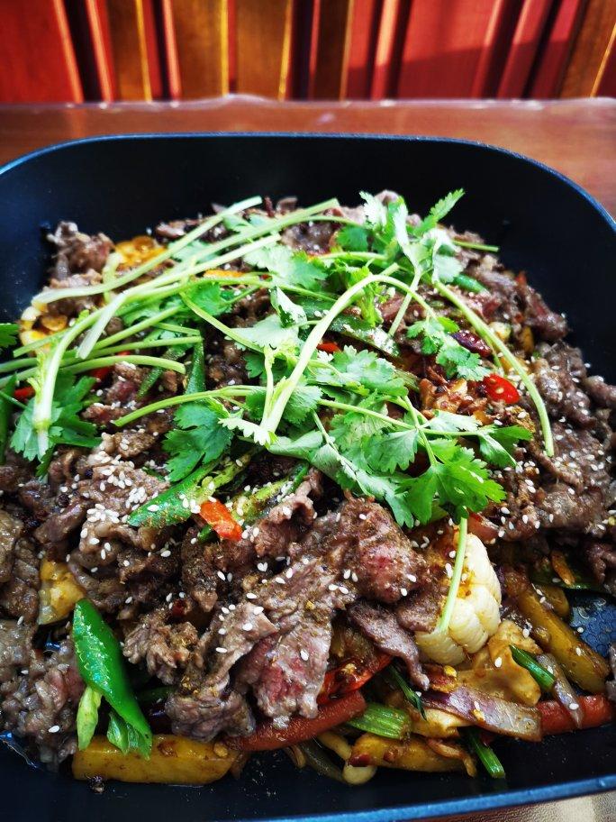 干锅牛肉