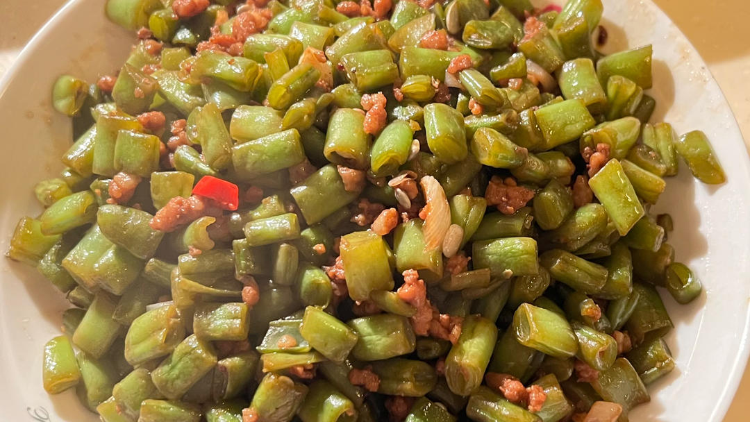 肉沫豆角下饭菜