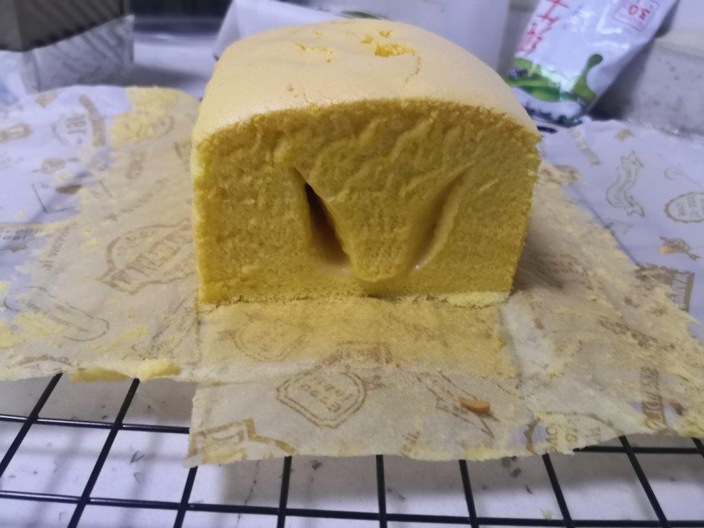 堪比柯基屁股
爆浆芝士🧀古早蛋糕