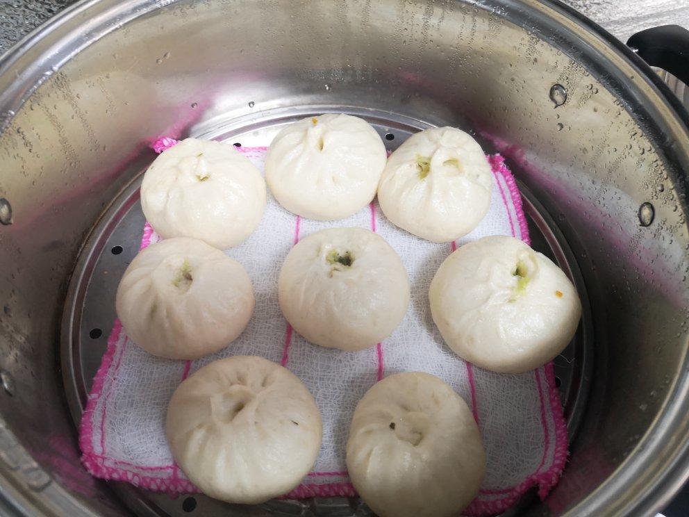 油菜香菇菜包