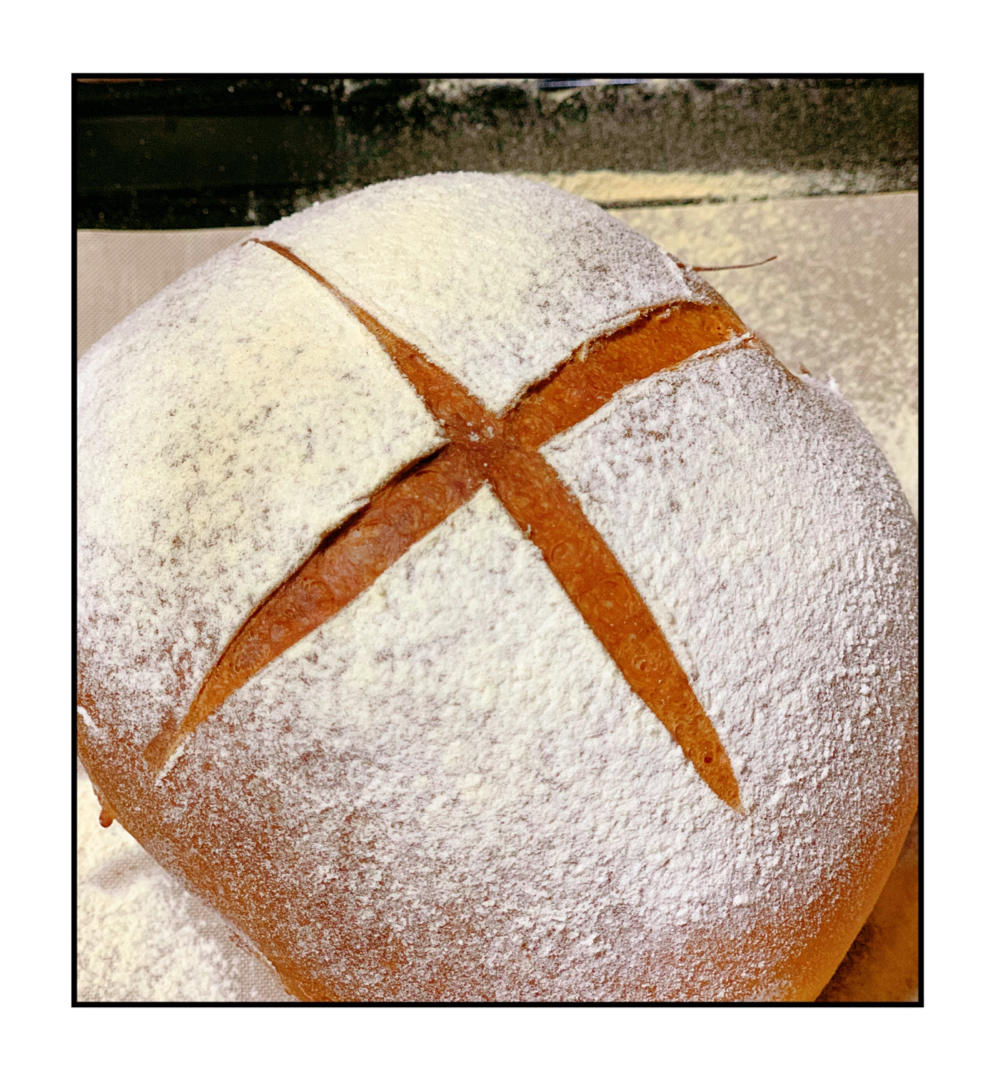 乡村葡萄干面包