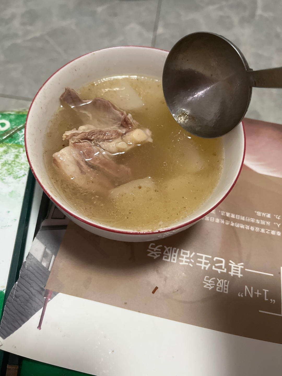 清炖滋补羊排汤